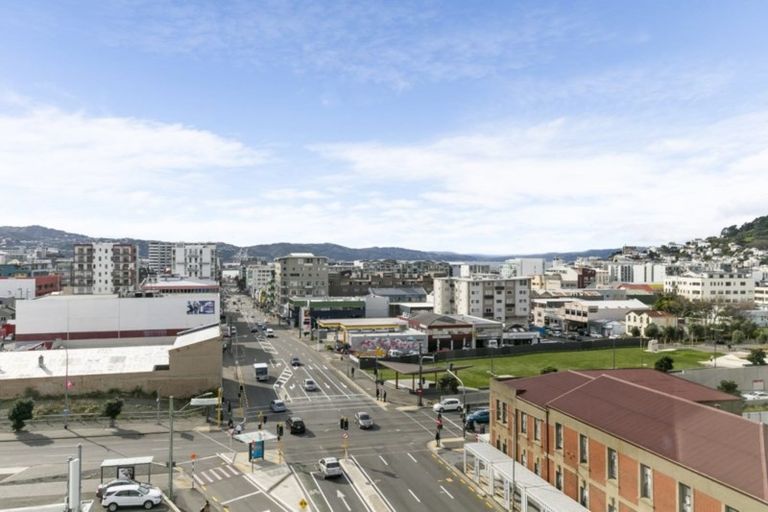 Photo of property in Cube Apartments, 7j/242 Taranaki Street, Mount Cook, Wellington, 6011