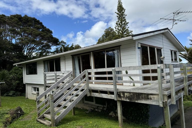 Photo of property in 26 Seaview Road, Glenfield, Auckland, 0629