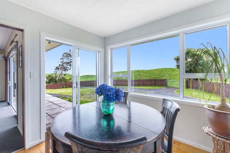 Photo of property in 319 Opourapa Road, Rahotu, Opunake, 4685