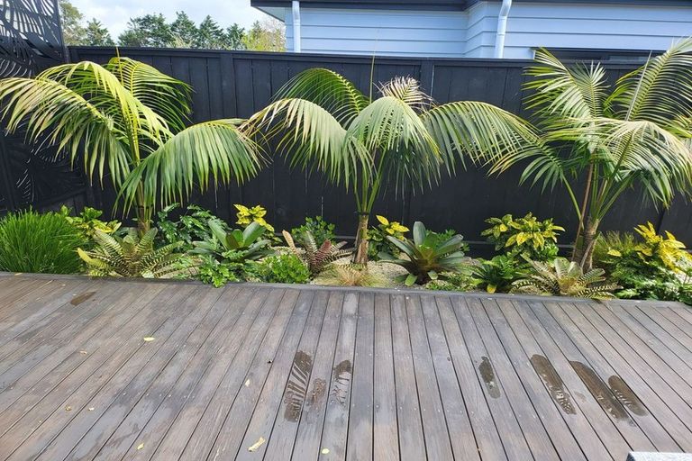 Photo of property in 9 Makete Crescent, Hobsonville, Auckland, 0618