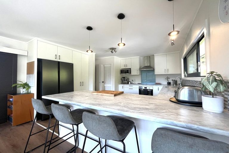 Photo of property in 8 Dunleith Grove, Silverstream, Upper Hutt, 5019