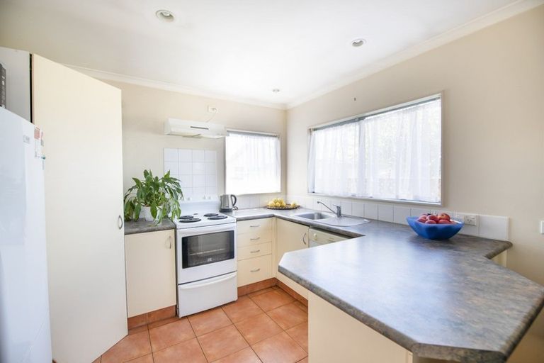 Photo of property in 8a Barton Avenue, Marewa, Napier, 4110