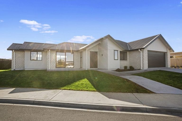 Photo of property in 29 Taurus Lane, Jacks Point, 9371