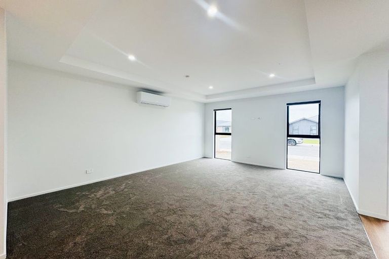 Photo of property in 3 Cousins Street, Woodend, 7691