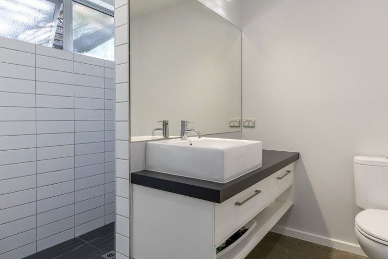 Photo of property in 60 Dalmore Way, Acacia Bay, Taupo, 3385