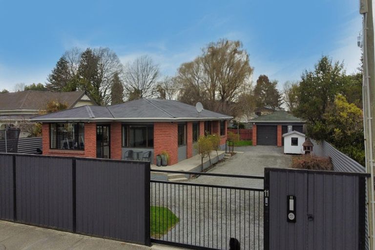 Photo of property in 11 Springfield Road, Milton, 9220