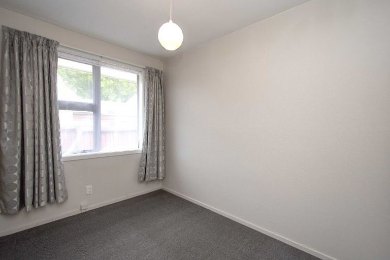 Photo of property in 363 Withells Road, Avonhead, Christchurch, 8042