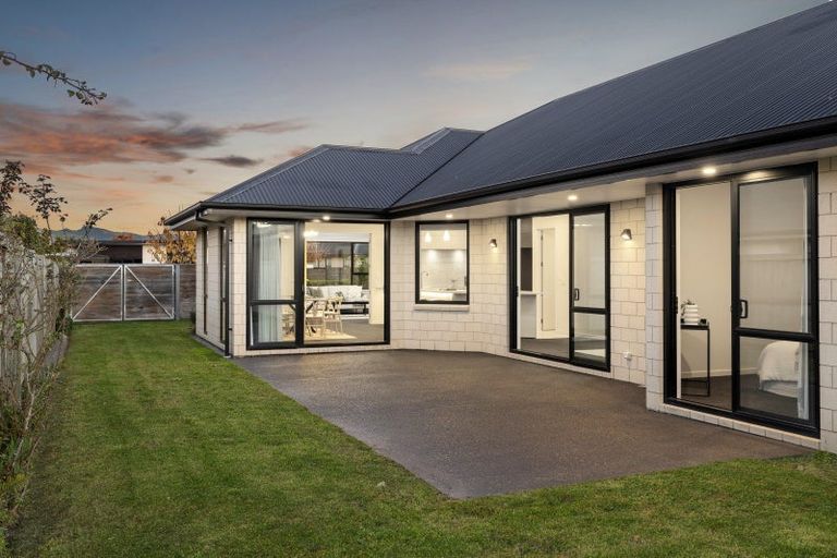 Photo of property in 44 Bronco Drive, Aidanfield, Christchurch, 8025