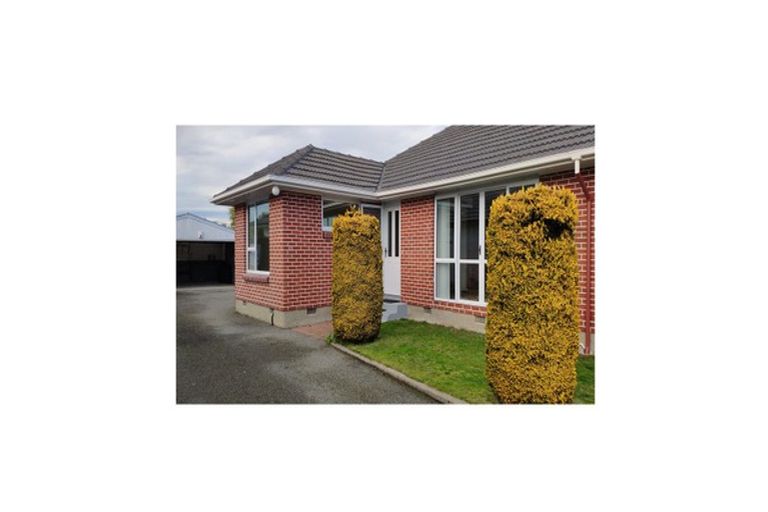 Photo of property in 91 Kendal Avenue, Burnside, Christchurch, 8053