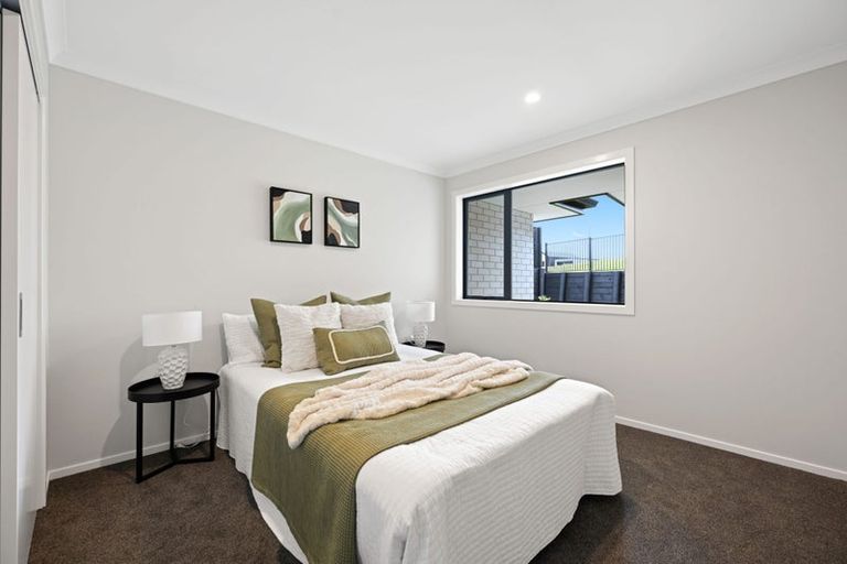 Photo of property in 3 Celeste Terrace, Peacocke, 3206