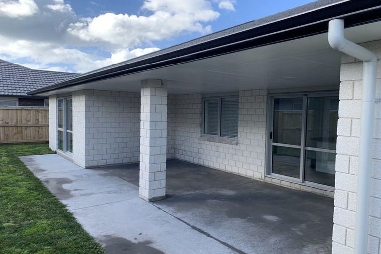 Photo of property in 49 Dunkeld Drive, Papamoa, 3118