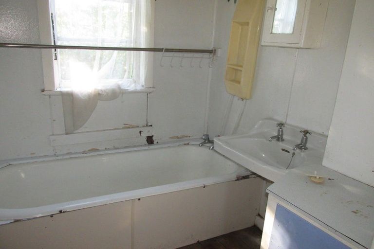 Photo of property in 7 Victoria Avenue, Wairoa, 4108