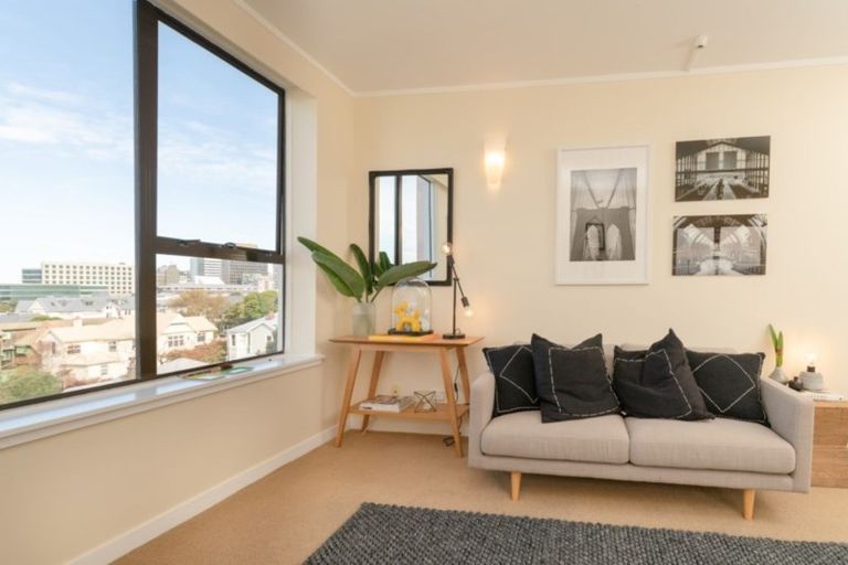 Photo of property in Hobson Court Flats, 55/70u Hobson Street, Thorndon, Wellington, 6011