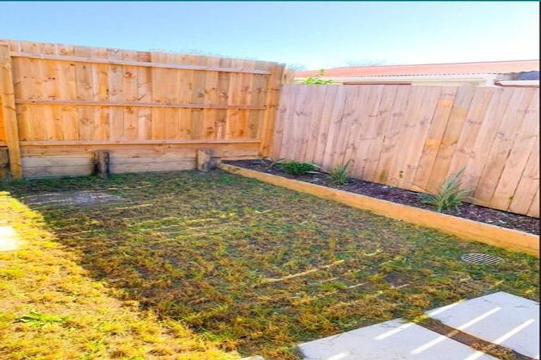 Photo of property in 66c Delta Avenue, New Lynn, Auckland, 0600