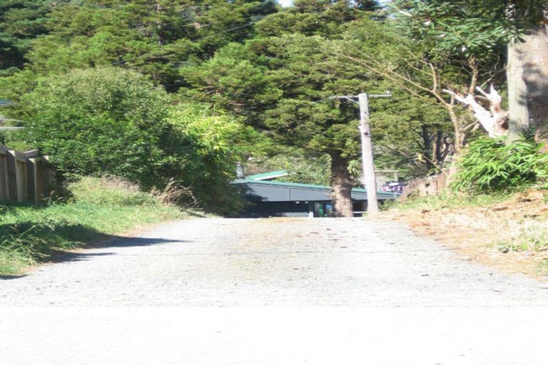 Photo of property in 12 Gillespies Road, Birchville, Upper Hutt, 5018