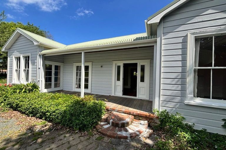 Photo of property in 37 Smalley Road, Glenbrook, Waiuku, 2681