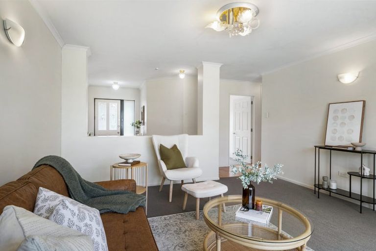 Photo of property in 29 Hugh Green Drive, Pinehill, Auckland, 0632