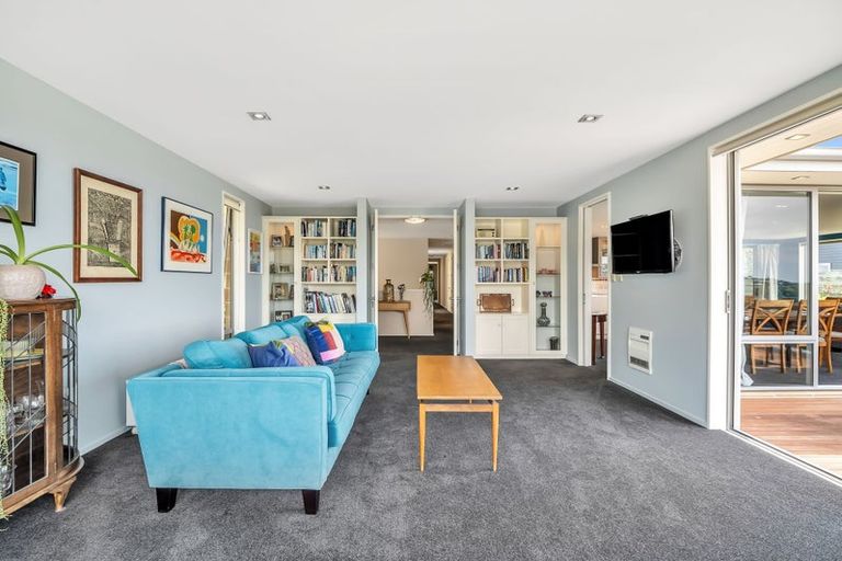 Photo of property in 18 Ravensdale Rise, Westmorland, Christchurch, 8025