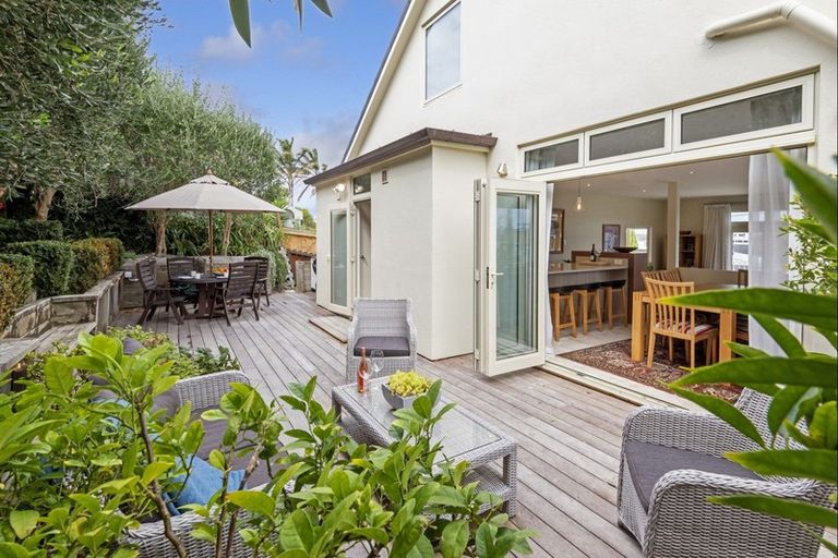 Photo of property in 22a Morrow Avenue, Bucklands Beach, Auckland, 2012