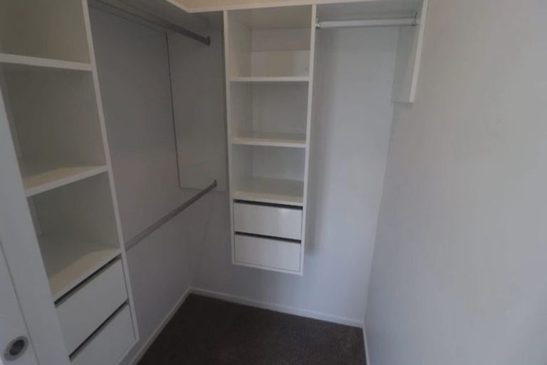Photo of property in 44 Edgeworth Road, Glenfield, Auckland, 0629