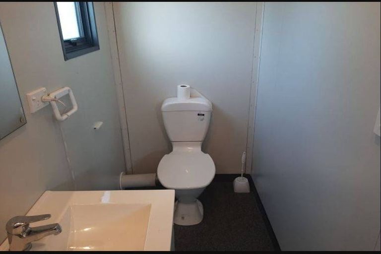 Photo of property in 56 Mackworth Street, Woolston, Christchurch, 8062