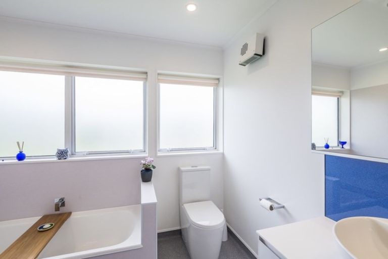 Photo of property in 15 Koromiko Road, Waikanae, 5036