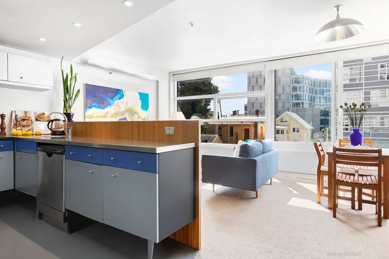 Photo of property in St Pauls Apartments, 59/43u Mulgrave Street, Thorndon, Wellington, 6011
