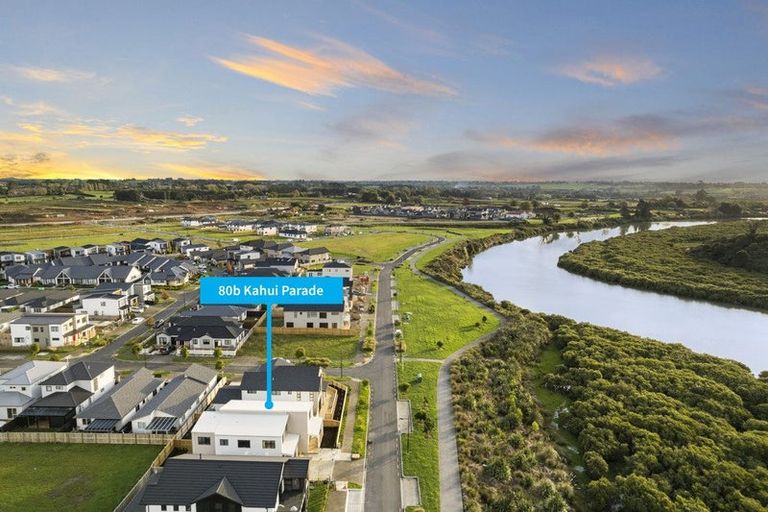 Photo of property in 80b Kahui Parade, Karaka, 2113