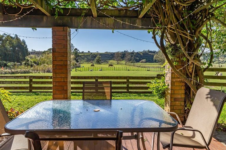 Photo of property in 54 Potts Road, Koputaroa, Shannon, 5571