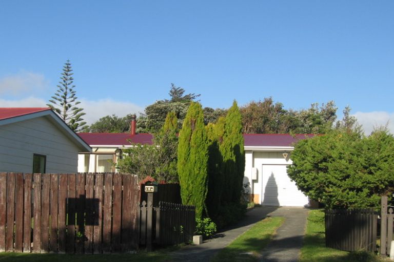 Photo of property in 12 Arnold Grove, Paraparaumu Beach, Paraparaumu, 5032