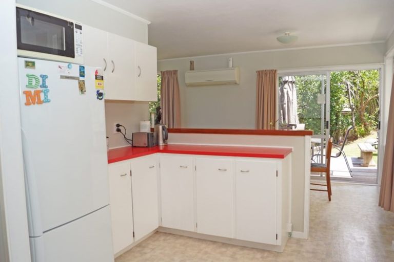 Photo of property in 12 Glenbervie Crescent, Massey, Auckland, 0614