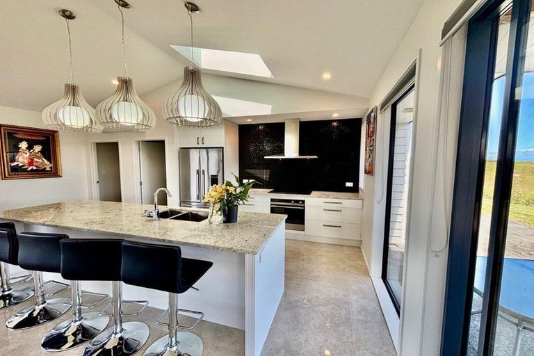 Photo of property in 10 Quarry Ridge, Poraiti, Napier, 4182