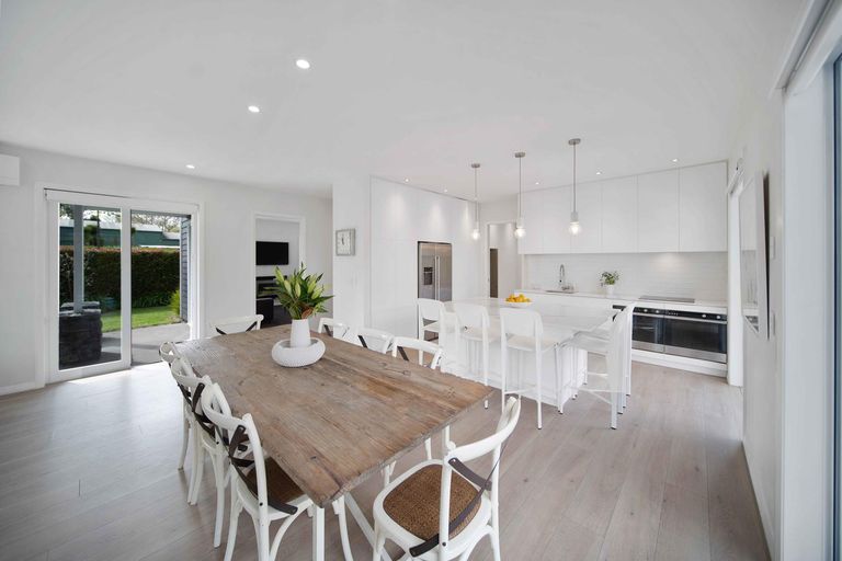 Photo of property in 19 Hinau Road, Karaka, Papakura, 2113