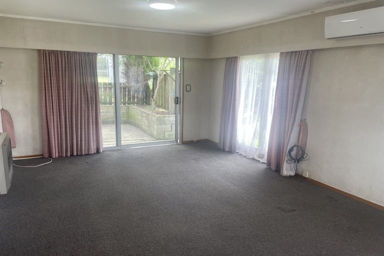 Photo of property in 2/93 Great South Road, Manurewa, Auckland, 2102