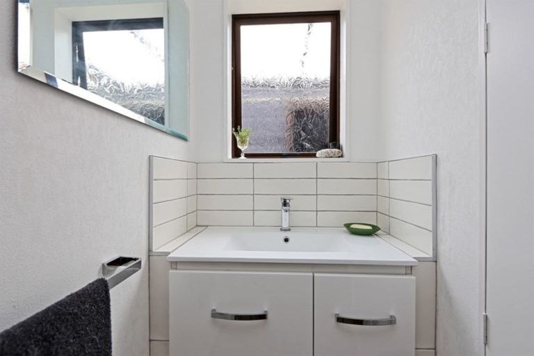 Photo of property in 56a Churchill Drive, Taradale, Napier, 4112