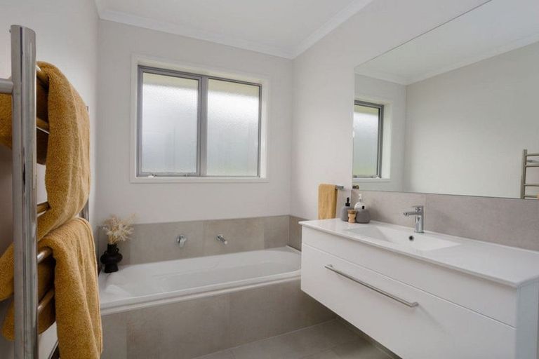 Photo of property in 26 Trans Tasman Way, Pyes Pa, Tauranga, 3112