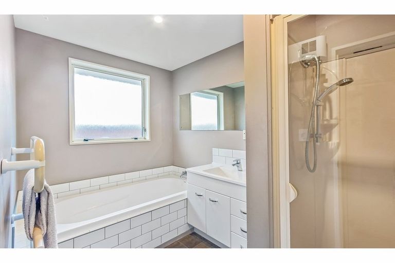 Photo of property in 44 Shands Road, Hornby, Christchurch, 8042