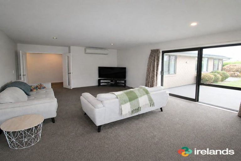 Photo of property in 16 Aberdare Street, Halswell, Christchurch, 8025