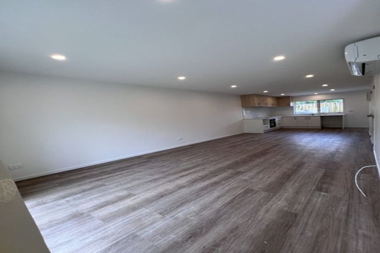 Photo of property in 7 Sheralee Place, Bucklands Beach, Auckland, 2014