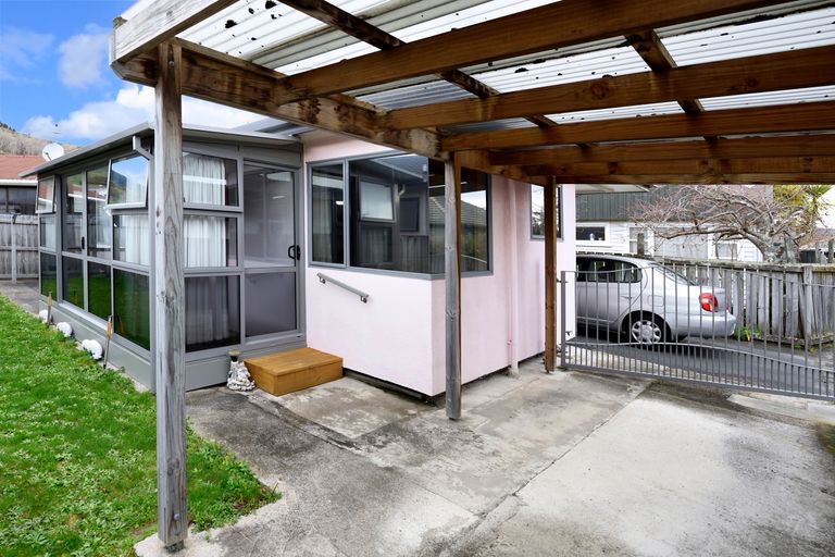 Photo of property in 4 Palm Avenue, Stoke, Nelson, 7011