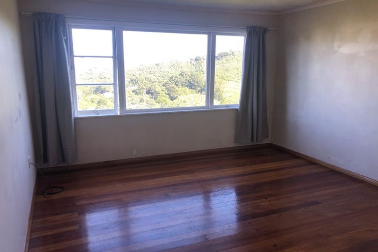 Photo of property in 17 Highbury Road, Highbury, Wellington, 6012