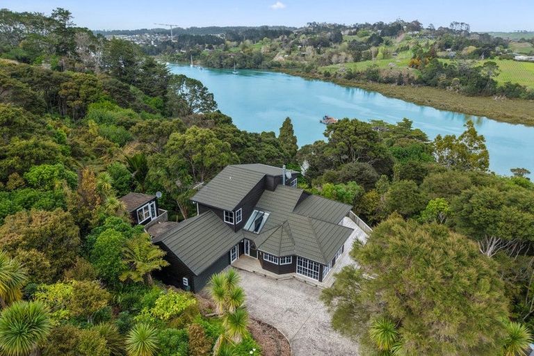 Photo of property in 20c Poplar Road, Stanmore Bay, Whangaparaoa, 0932