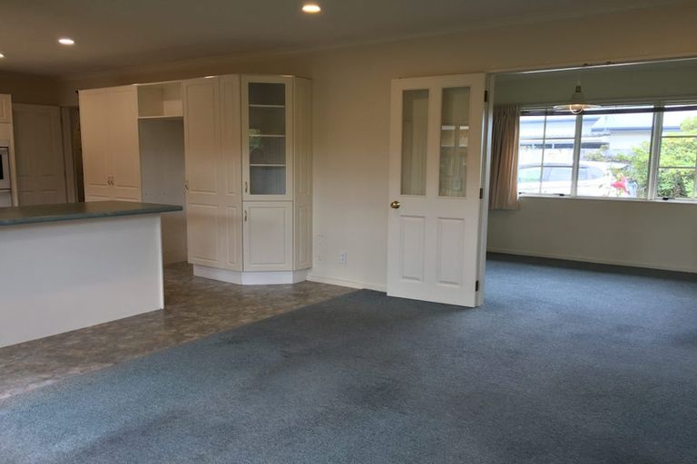 Photo of property in 15 San Vito Place, Paraparaumu Beach, Paraparaumu, 5032