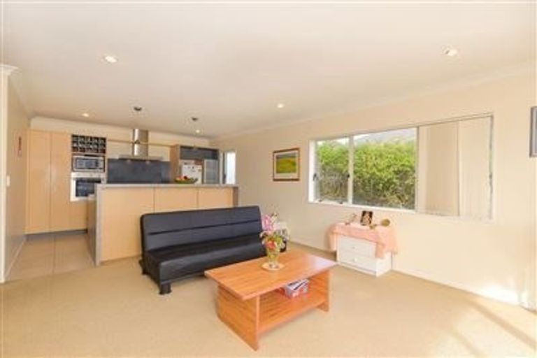Photo of property in 19 Coachman Drive, Flat Bush, Auckland, 2016