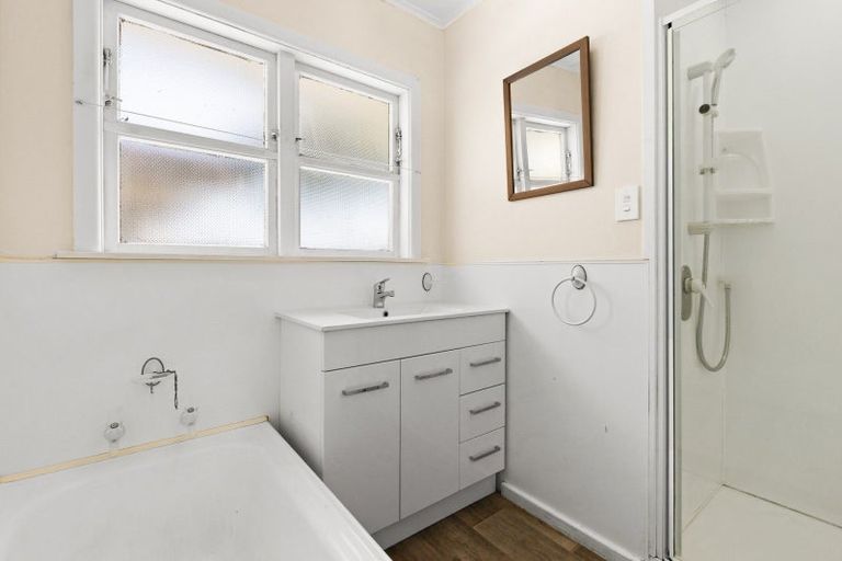 Photo of property in 64 Bill Hercock Street, Pirimai, Napier, 4112