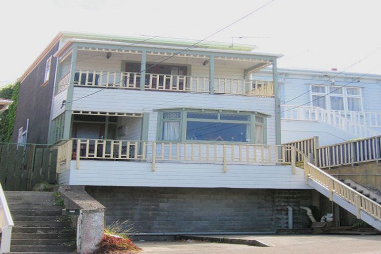 Photo of property in 74 Wright Street, Mount Cook, Wellington, 6021