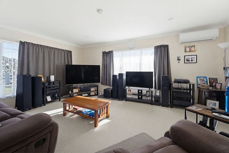 Photo of property in 289b Te Moana Road, Waikanae, 5036