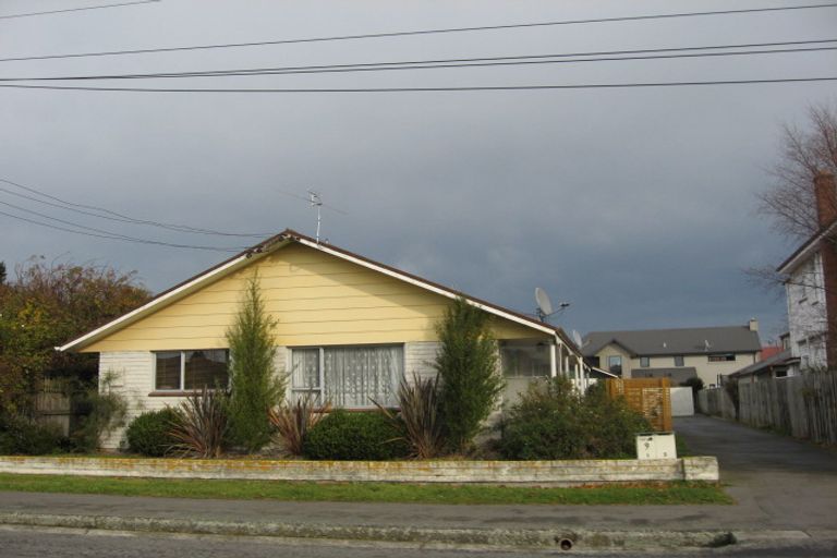Photo of property in 2/9 Somme Street, St Albans, Christchurch, 8014