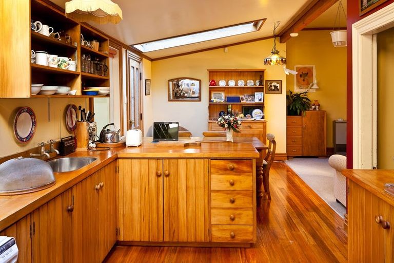 Photo of property in 40 Roy Street, Newtown, Wellington, 6021