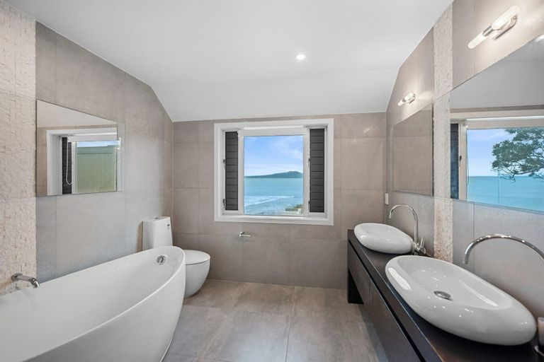 Photo of property in 47 Saltburn Road, Milford, Auckland, 0620